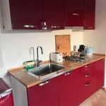 Mangia, Leggi, Dormi *