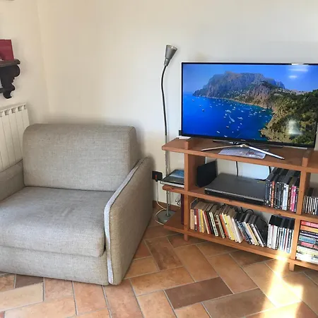 Mangia, Leggi, Dormi Apartament Costa di Serina